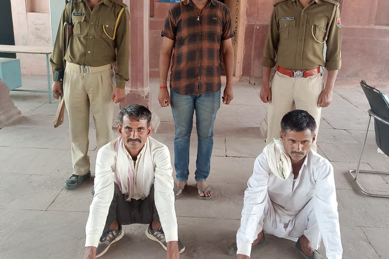 The accused of assault was arrested,  मारपीट का आरोपी गिरफ्तार