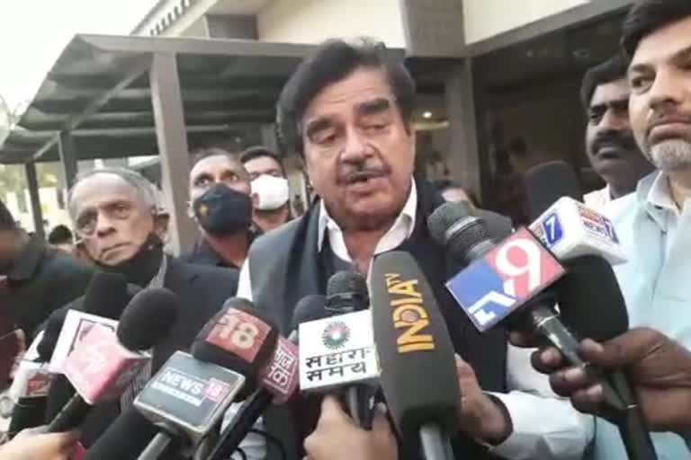 In Nagpur, Shatrughan Sinha criticized Modi and praised Mamata