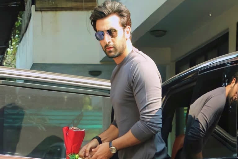 Ranbir kapoor Tests COVID 19 Positive