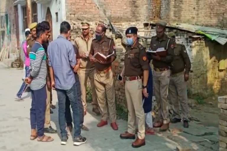 जांच में जुटी पुलिस,.