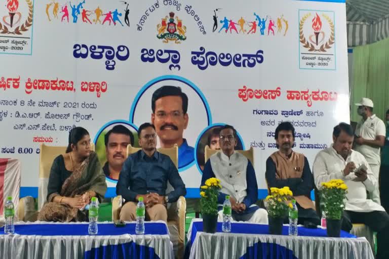 Gangavathi  Pranesh comedy show organized in bellary