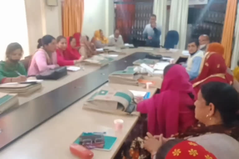 Training camp of Panchayati people representatives organized in Hamirpur