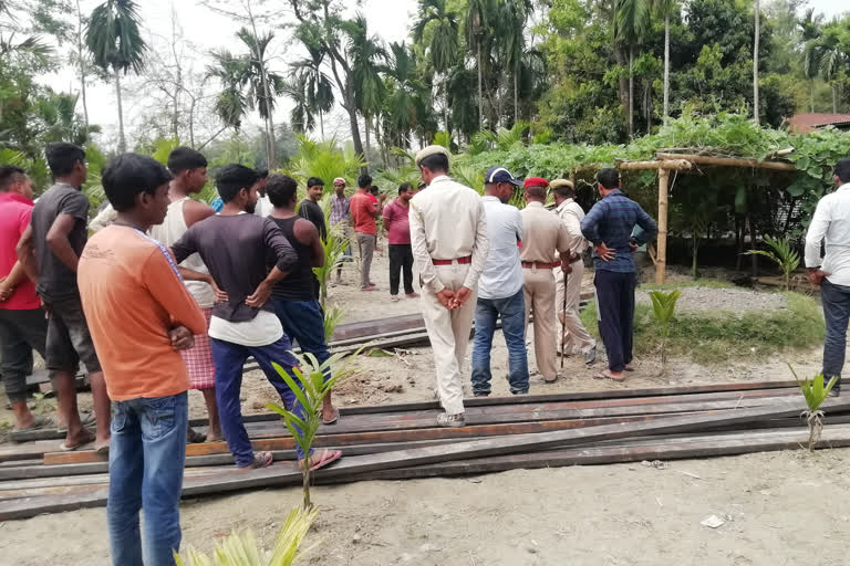 কলগাছিয়াত এজন লোকৰ ঘৰৰ পৰা উদ্ধাৰ বৃহৎ পৰিমাণৰ চুৰি সামগ্ৰী