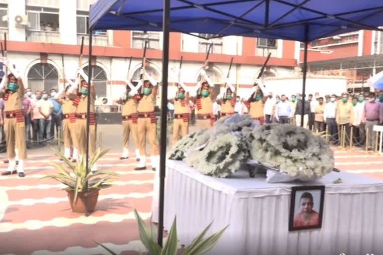 gun-salute-to-asi-amit-bhaoal-at-lalbazar