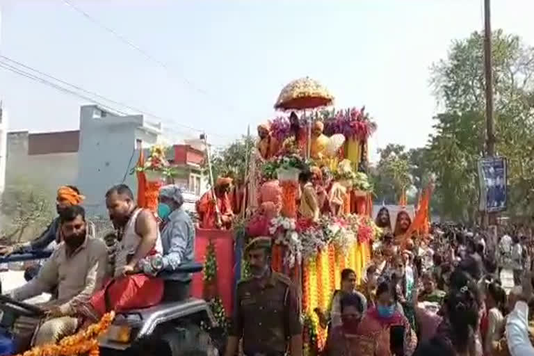 श्री शम्भू अटल अखाड़े ने निकाली पेशवाई