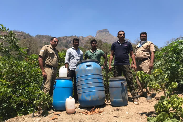 Wash  liquor  മണ്ണാർക്കാട്  അട്ടപ്പാടി  മദ്യവിൽപ്പന  സിവിൽ എക്സൈസ്