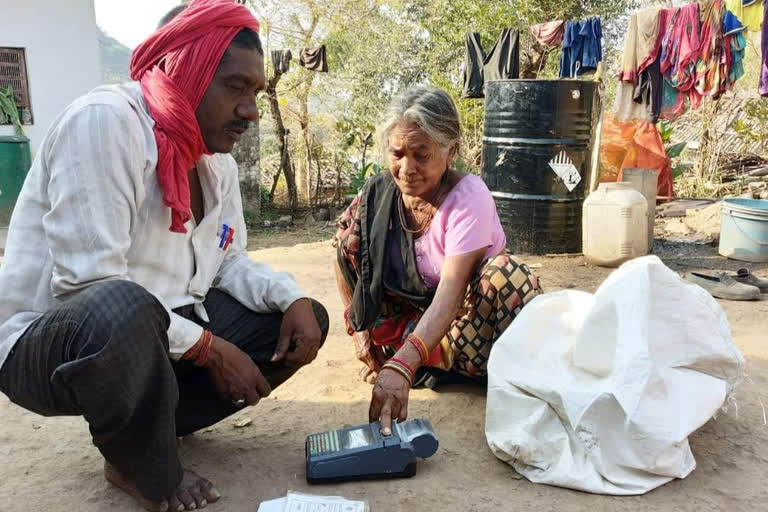 Ration distributed to the elderly at home