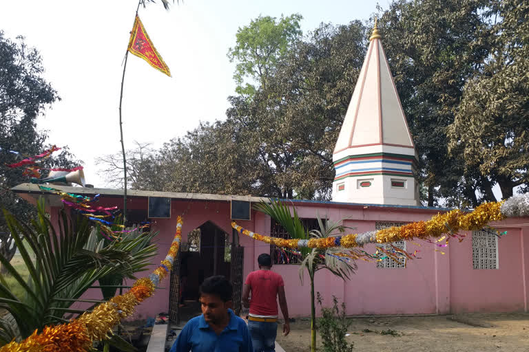 crowd in temples on mahashivratri in Bagaha West Champaran