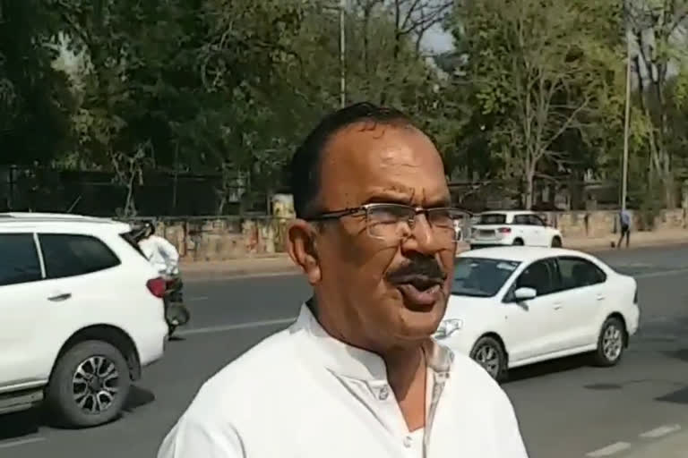 bjp mla vasudev devnani , mla ganesh ghogra