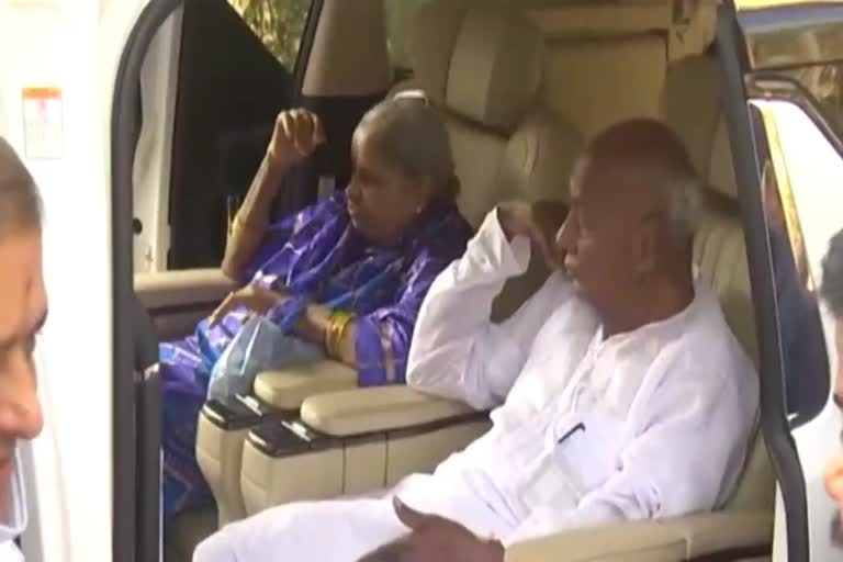 Deve Gowda reaction about attack on mamata banerjee