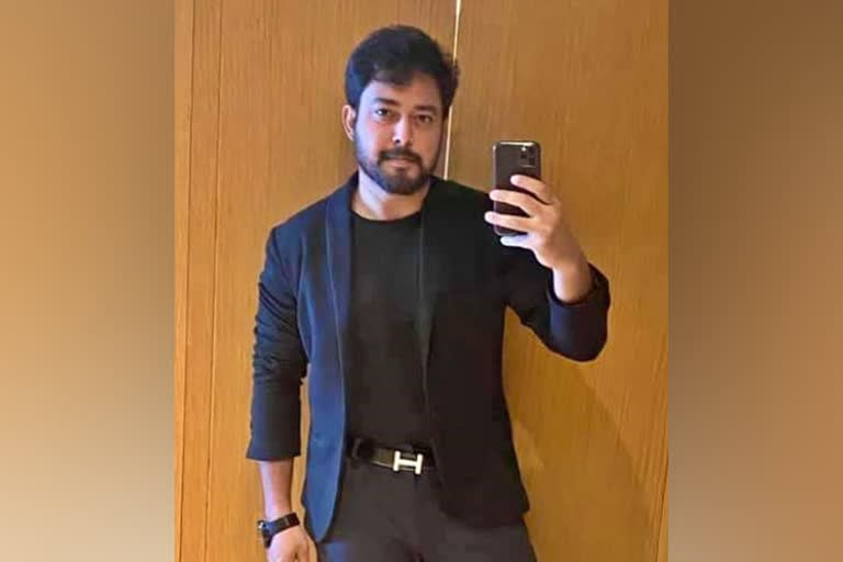 Bengaluru Police Notice to Telugu actor Tanish