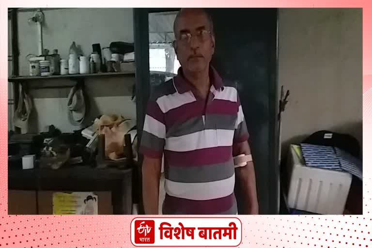 Shrikant Mhatre continues to struggle to support his family despite failing both his kidneys