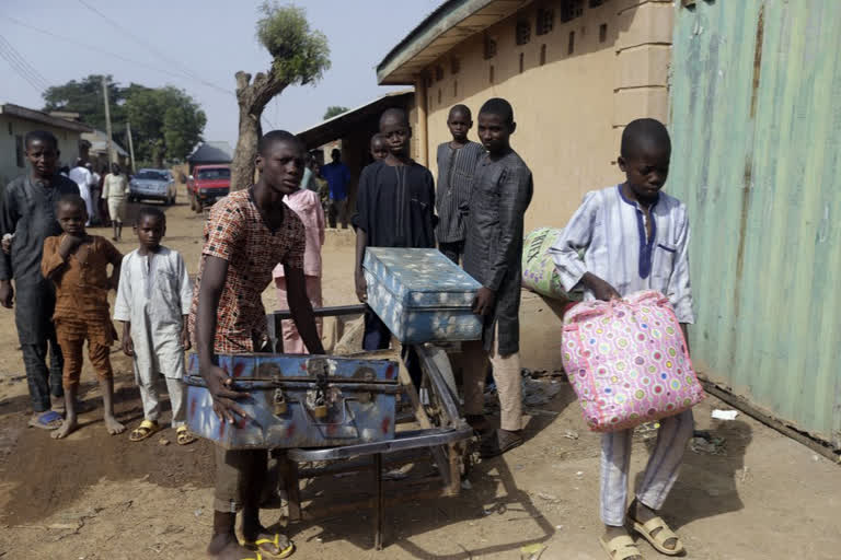 Gunmen abduct 30 students from school in northwest Nigeria