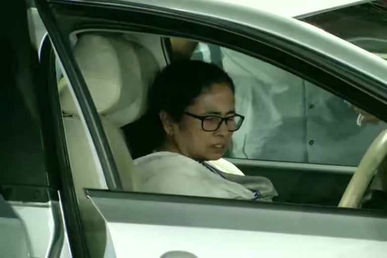 Mamata Banerjee discharged from SSKM Hospital