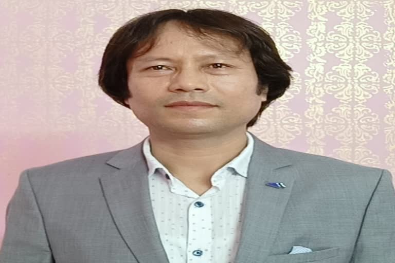 As_kjr_dr-ajit-boro-got-sisu-sahitya-academy-award-2020-in-bodo-language_img_as10044