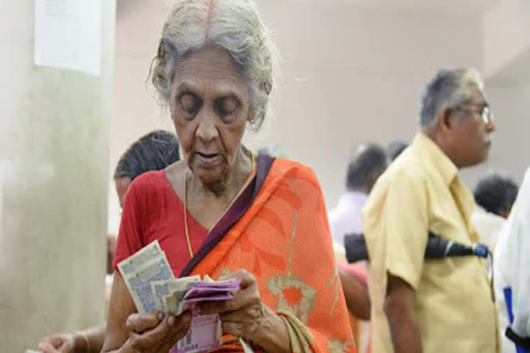 Pathetic pensions  pensions  പേരിനുമാത്രമായി ഒതുങ്ങുന്ന പെന്‍ഷനുകള്‍  പെന്‍ഷന്‍  വാര്‍ദ്ധക്യകാല പെന്‍ഷന്‍  വിധവാ പെന്‍ഷന്‍  ഭിന്നശേഷിക്കാരായ വ്യക്തികള്‍ക്കുള്ള പെന്‍ഷന്‍