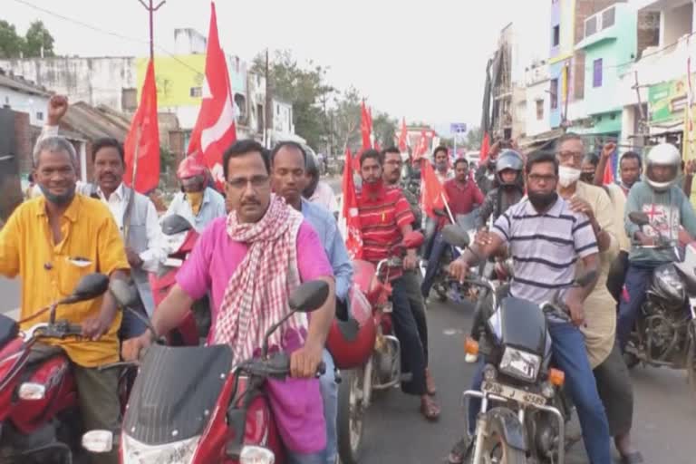 farmers' rights march  being held in Paralakhemundi