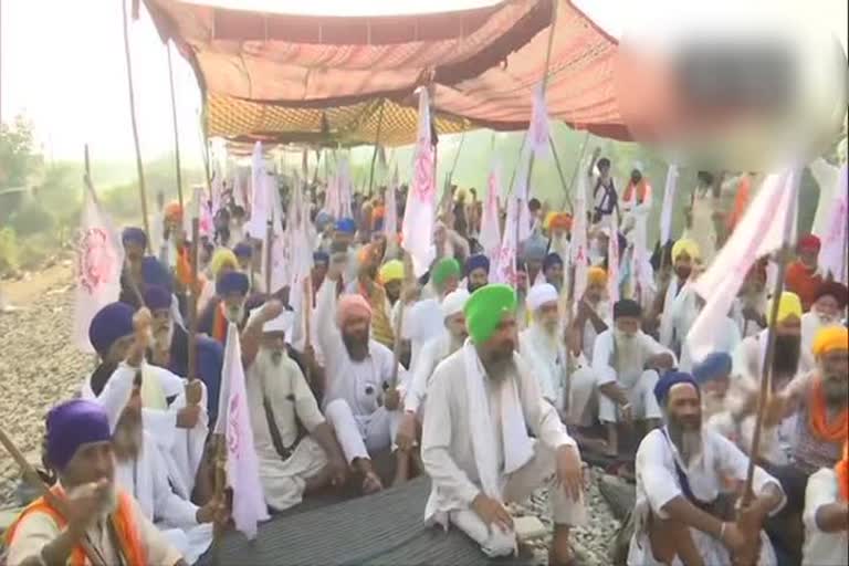 Amritsar rail roko protest