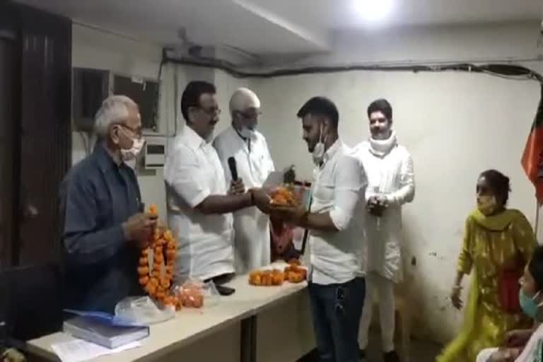 bjp division president arun chaudhary formed executive team in chhatarpur