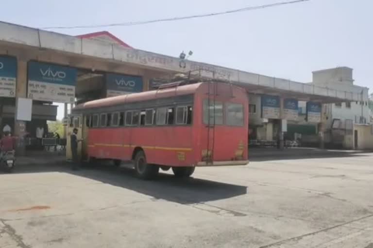 nandurbar st depot sixteen coror loss in corona lockdown