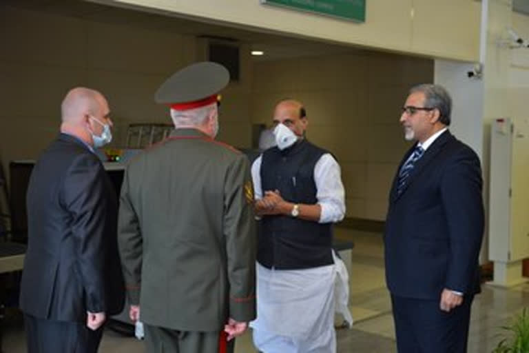 Defence Minister Rajnath Singh reached Moscow this evening on a three-day visit