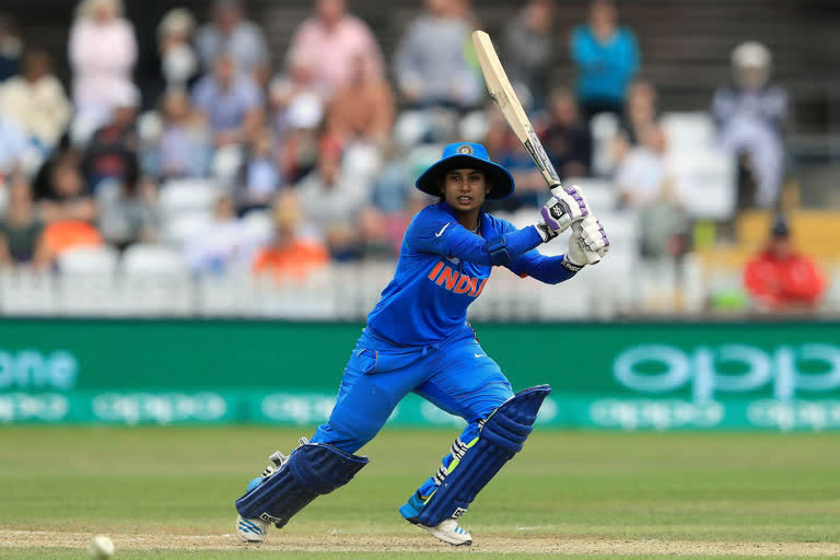 Mithali Raj becomes first women's cricketer to reach 7000 runs in ODIs