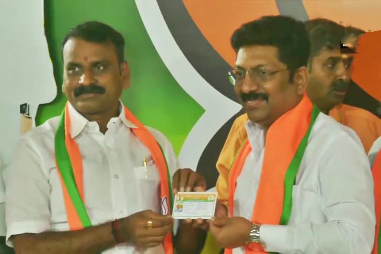 DMK MLA Dr P Saravanan joins BJP in Chennai