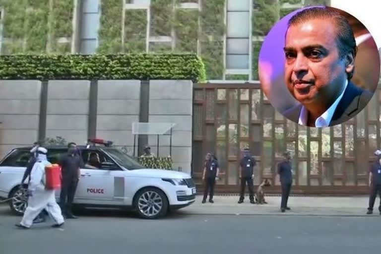 nia seizes innova car in mukesh ambani security case