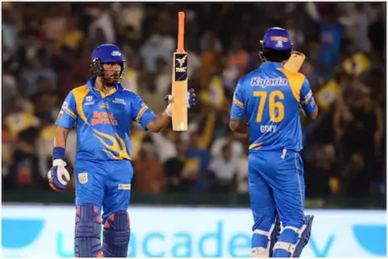 road safety world series yuvraj-singh-hits-4-sixes-in-4-ball-india-legends-win