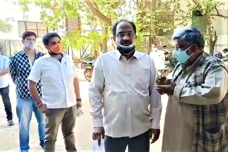 Independent MLC Candidate Professor Nageshwar casted his vote in hyderabad