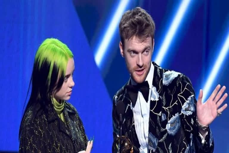 Billie Eilish wins for James Bond theme song 'No Time to Die'