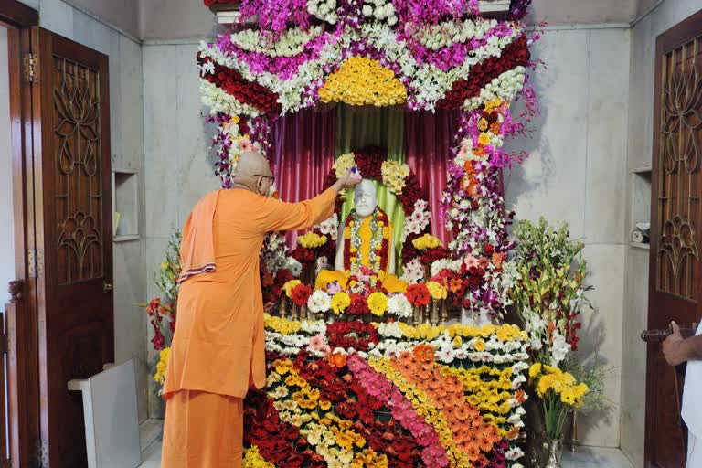 করোনা পরিস্থিতিতে কামারপুকুরে রামকৃষ্ণের জন্মতিথি পালন