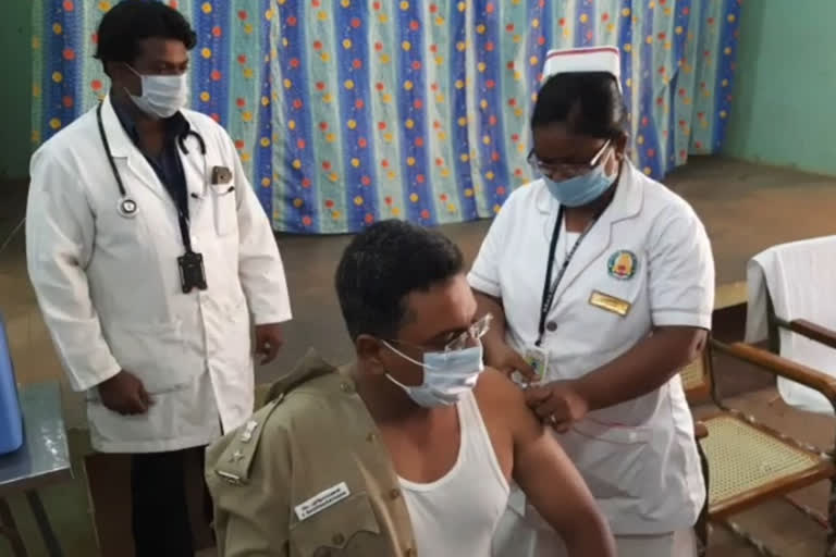 more than 100 policemen Corona vaccinated in Kumari