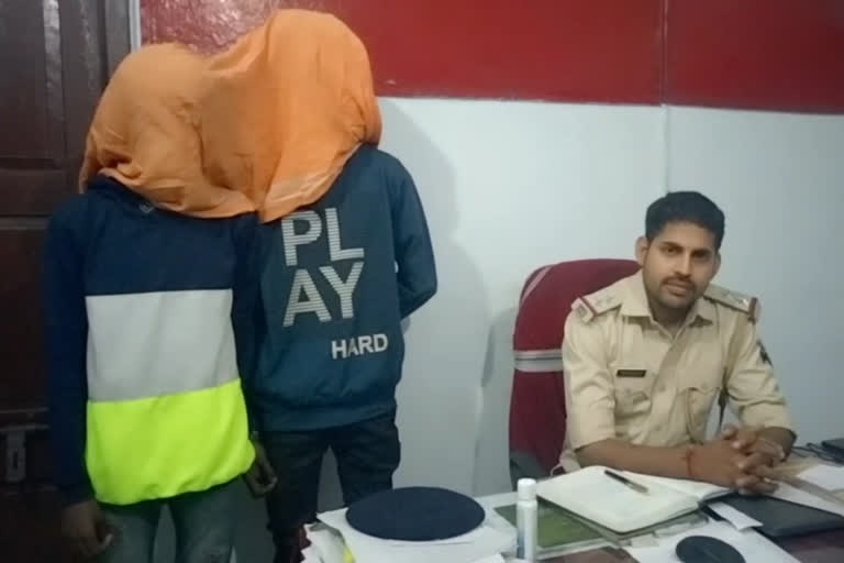 battery stealer thief arrested in dhanbad