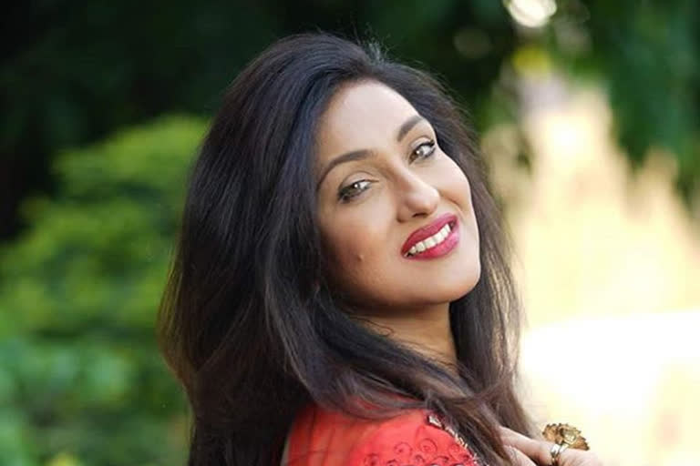 tollywood-actress-rituparna-sengupta-tested-covid-positive