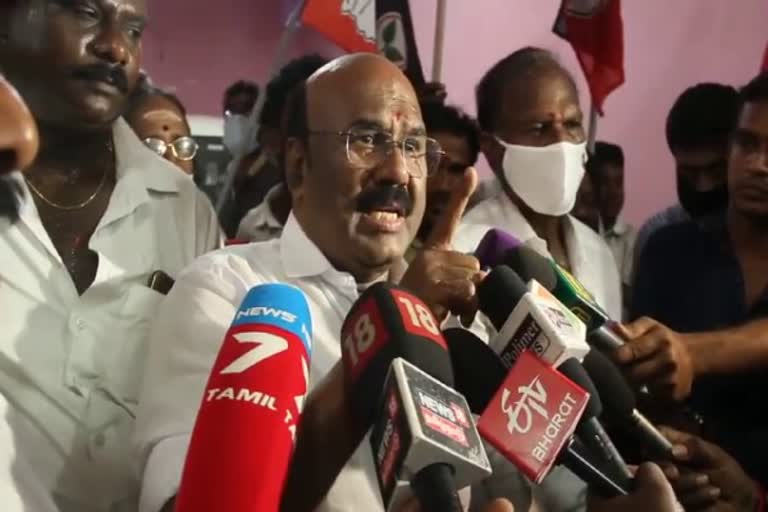 Minister jayakumar