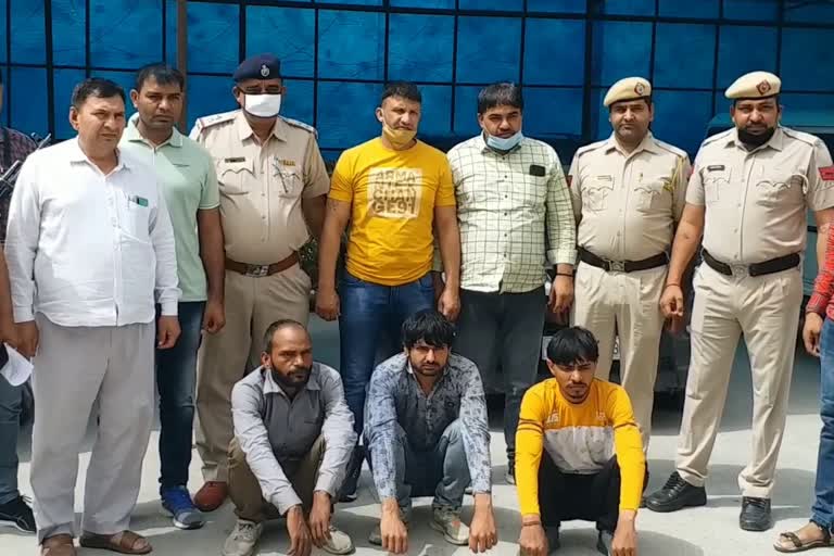 sonipat CIA arrested robbers