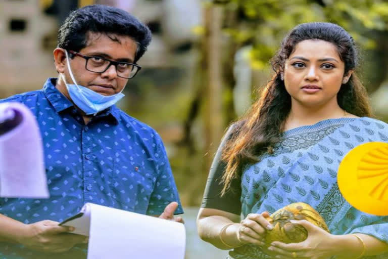 ജ്യോതിയായി മീന പുതിയ വാർത്ത  ദൃശ്യം 2 മീന പുതിയ വാർത്ത  ദൃശ്യം 2 സിനിമ വാർത്ത  ദൃശ്യം 2 തെലുങ്ക് റീമേക്ക് വാർത്ത  വെങ്കടേഷ് മീന ദൃശ്യം സിനിമ വാർത്ത  meena joins in the cast of drushyam 2 news  drishyam telugu remake news  venkatesh meena drishyam news latest