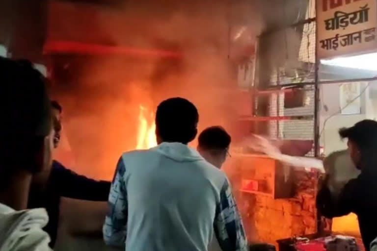 FIRE IN PAONTA SAHIB MAIN MARKET