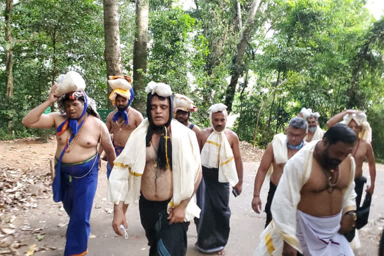 ಇರುಮುಡಿ ಹೊತ್ತು  ಅಶ್ವಥ ನಾರಾಯಣ ಪಾದಯಾತ್ರೆ