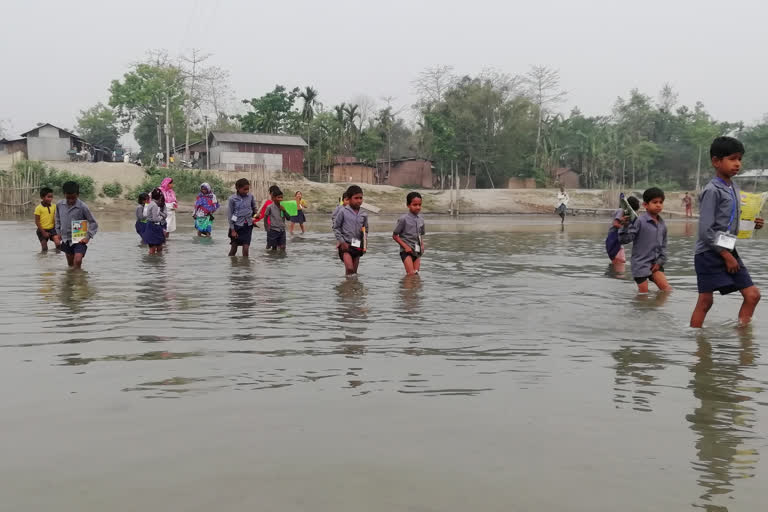 স্বাধীনতাৰ 74 বছৰ পিচতো উন্নয়নে ঢুকি পোৱা নাই কলগাছিয়াৰ এটা অঞ্চল