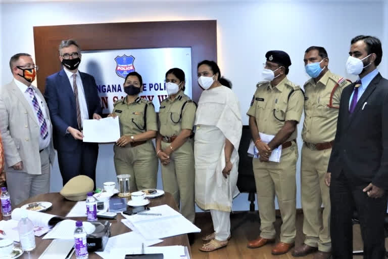 British High Commissioner praises woman security in hyderabad