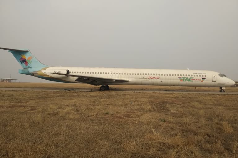 aviation-company-will-pay-fare-by-selling-bangladeshi-aircraft-standing-for-the-last-five-and-a-half-years-at-raipur-airport