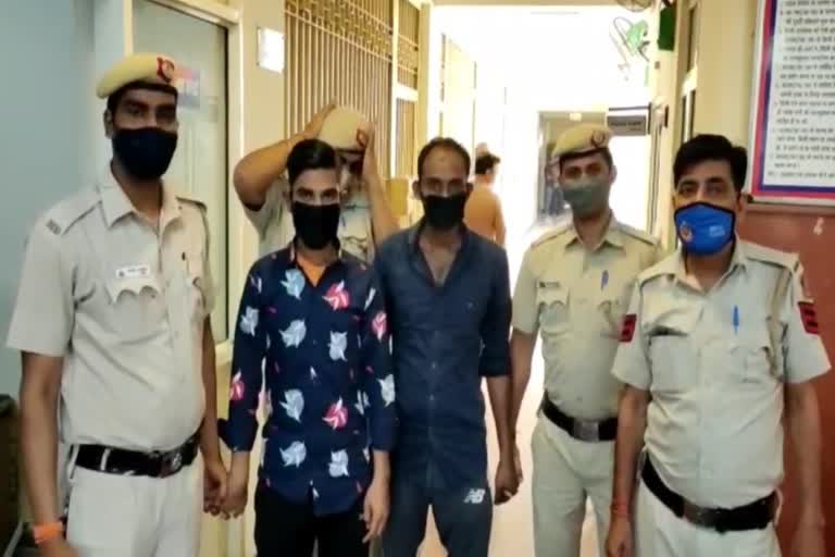 2 mobile thieves arrested new ashok nagar