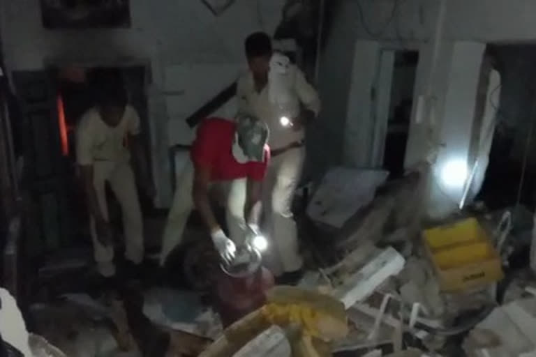 cylinder accident in Chittorgarh, gas cylinder burst in Chittorgarh