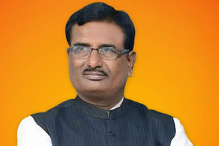 mp-paratp-patil-chikhalikar