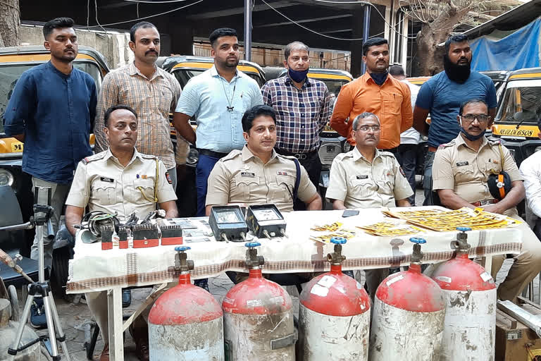 40-stolen-rickshaws-returned-due-to-performance-of-mumbai-police