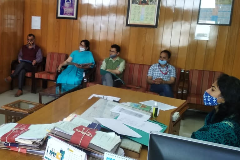 DC Devasweta Banik's review meeting on Corona vaccination campaign