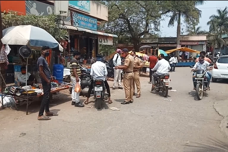 विना मास्क कारवाई