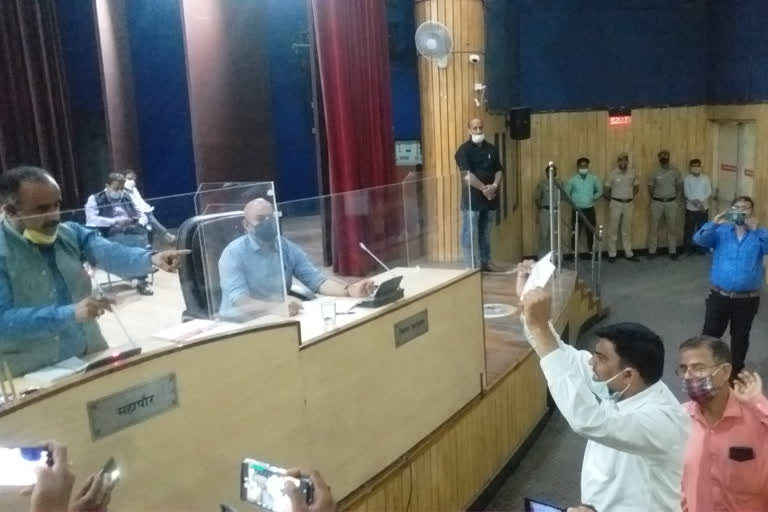 Opposition Leader created uproar in Standing Committee meeting in EDMC